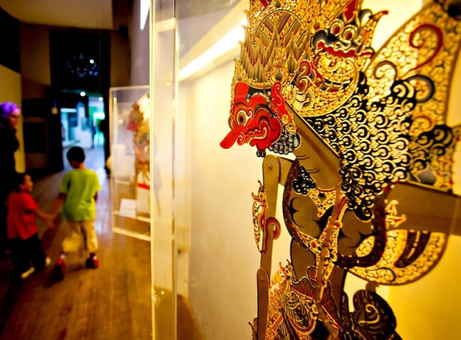 From Jakarta Port: Cultural and Historical City tour
