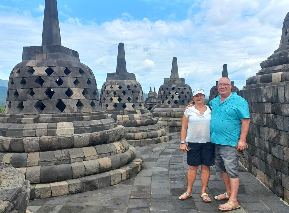 Borobudur Tour from Phoenix Reisen ( Semarang Port )