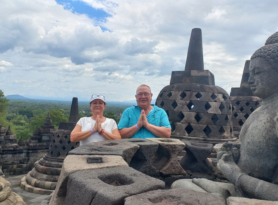 Borobudur Tour from Phoenix Reisen ( Semarang Port )