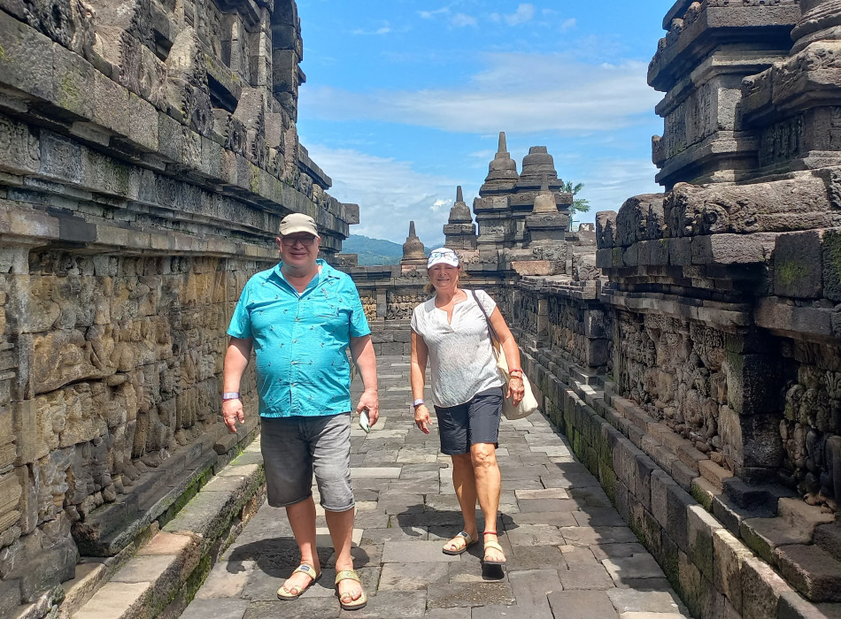 Borobudur Tour from Paul Gauguin Cruises ( Semarang Port )