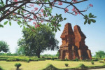 Trowulan Historical Tour from Azamara Persuit ( Surabaya Port )
