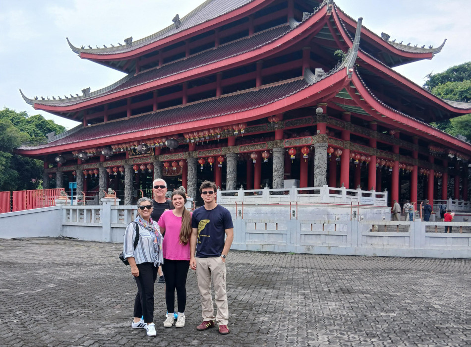 Semarang City Tour from Semarang Port