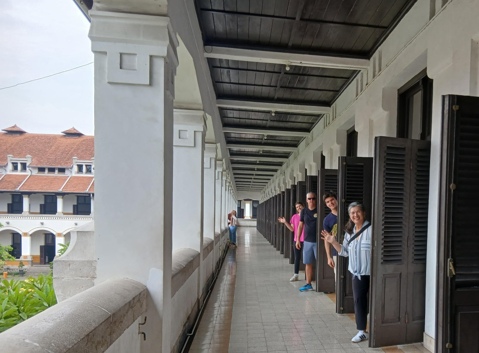 Semarang City Tour from Semarang Port